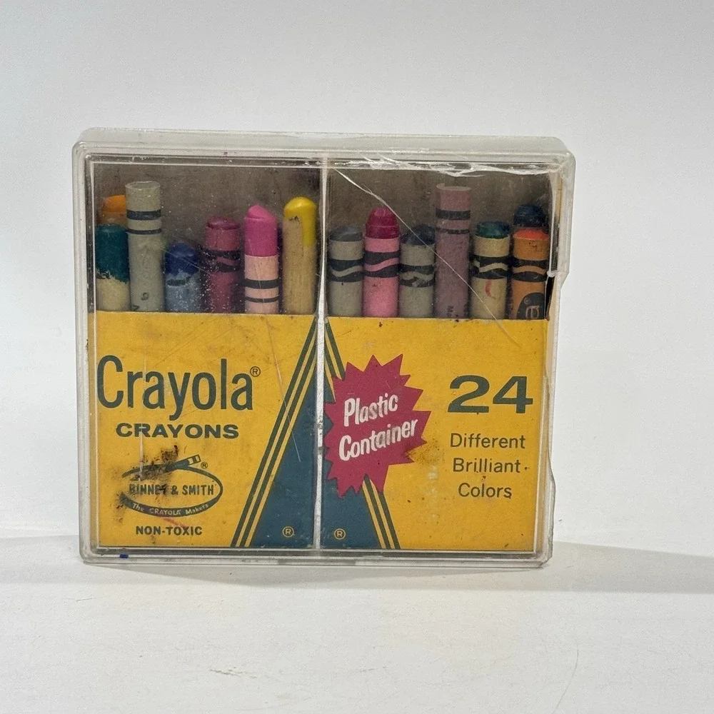 Vintage 70's Crayola Crayons in Hard Plastic Case Binney‎ & Smith USA Used Read